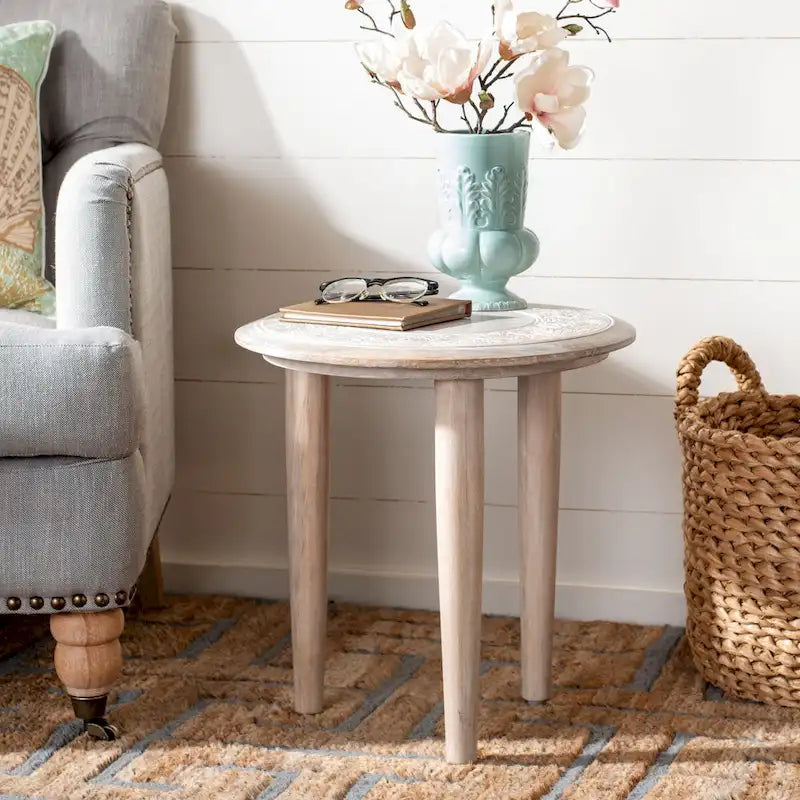 SAFAVIEH Adolfa Carved Side Table - 17 x 17 x 18 - 17Wx17Dx18H